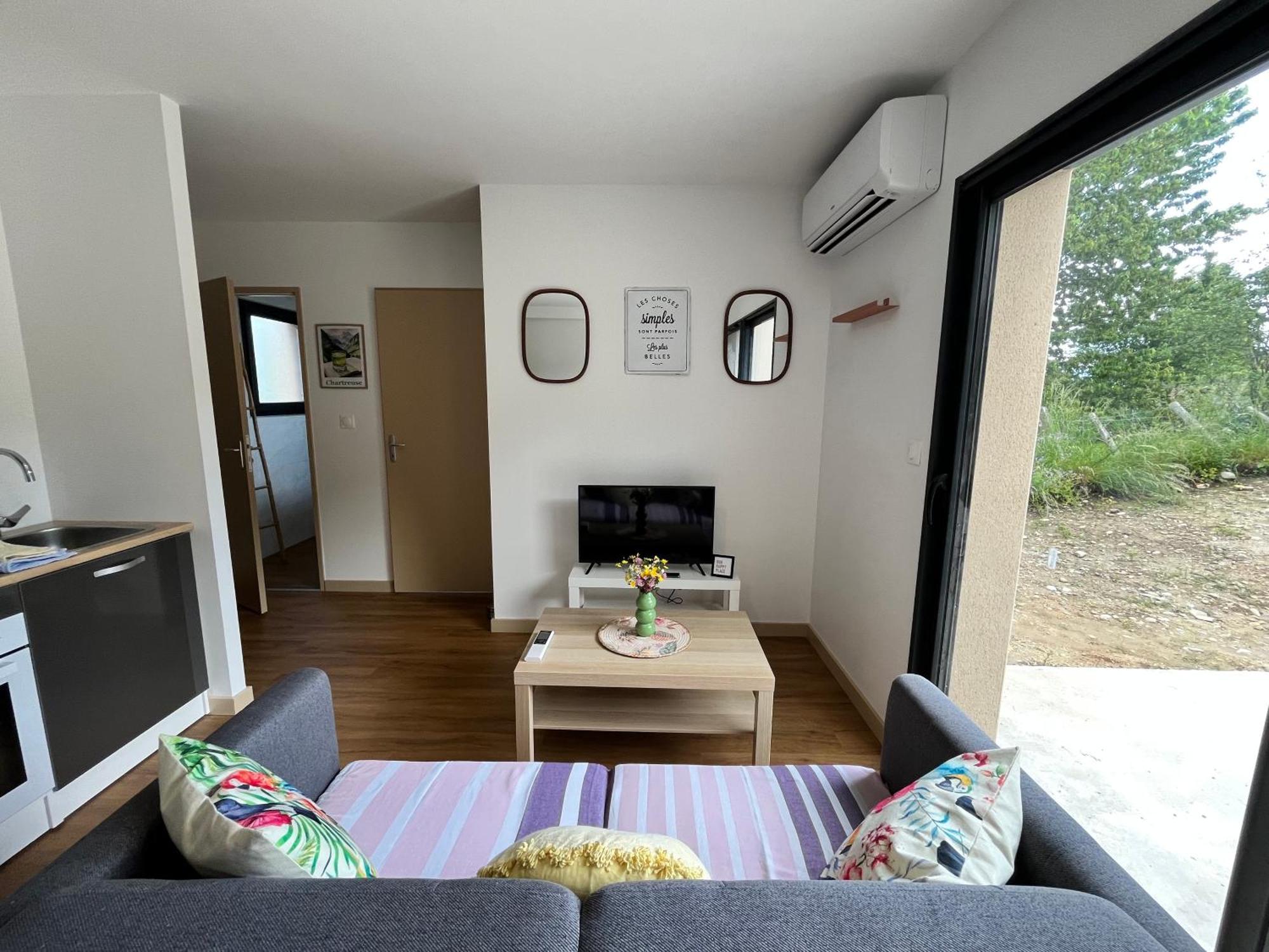 L'Escapade Dauphinoise, Gite 2 Chambres Avec Terrasse Et Clim Beaucroissant Buitenkant foto