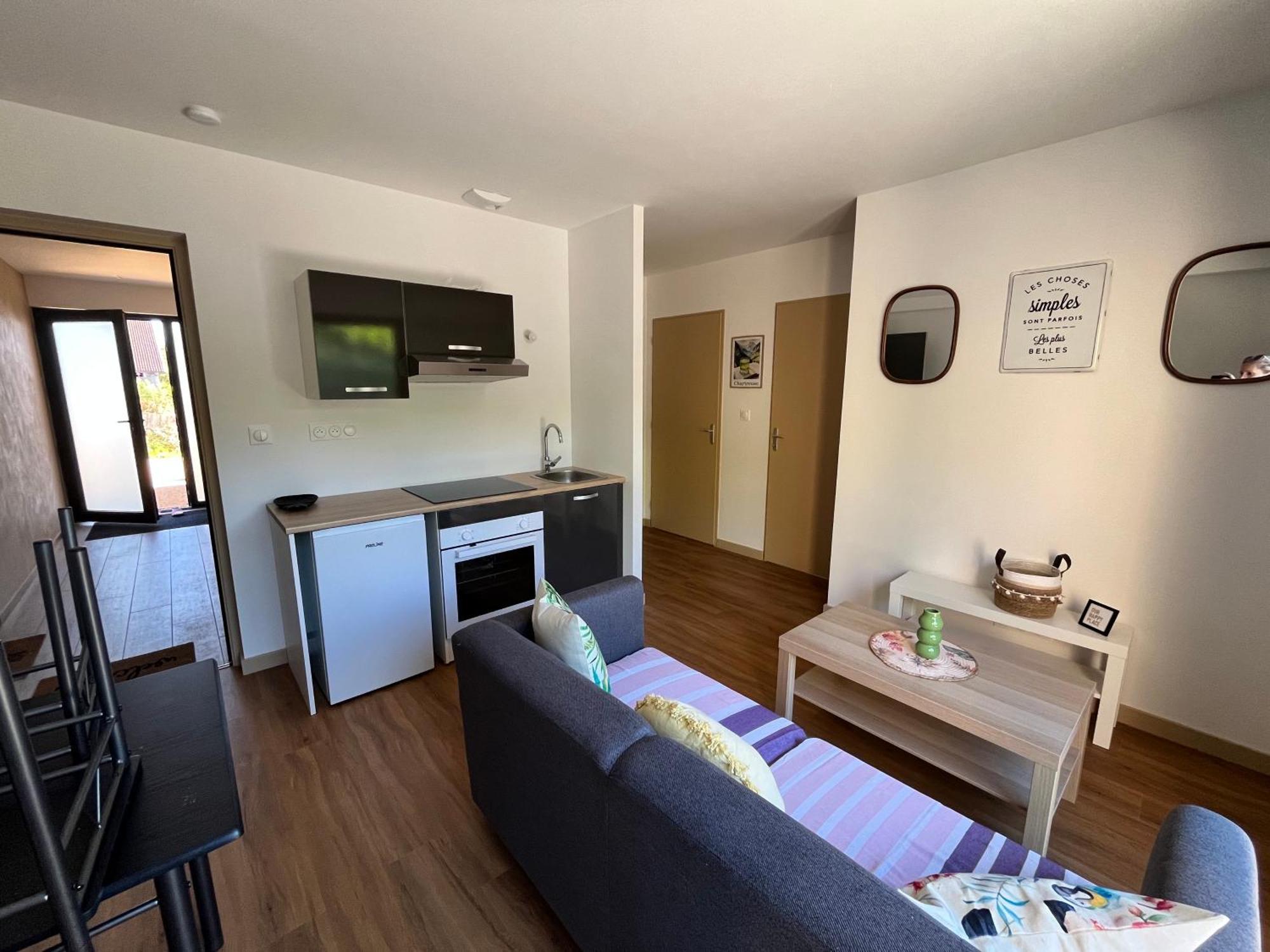L'Escapade Dauphinoise, Gite 2 Chambres Avec Terrasse Et Clim Beaucroissant Buitenkant foto