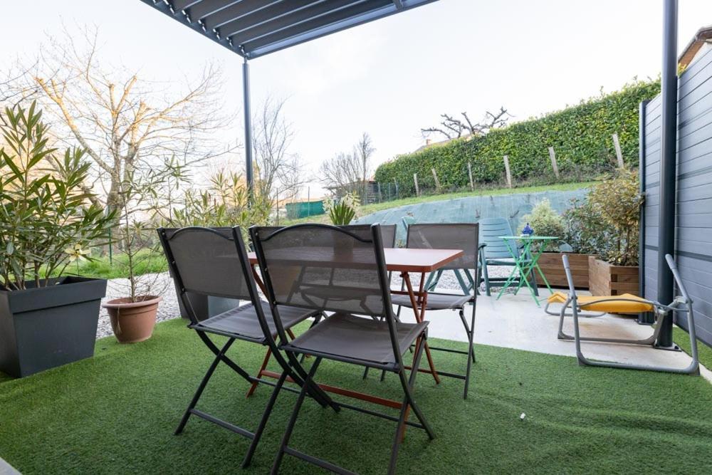 L'Escapade Dauphinoise, Gite 2 Chambres Avec Terrasse Et Clim Beaucroissant Buitenkant foto